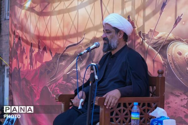 مراسم باشکوه ظهر عاشورا در حسینیه خیمه‌الانتظار مشهد مقدس