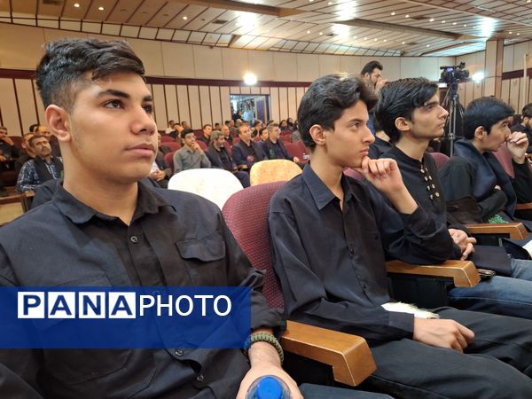 پیر غلامانی از جنس تعلیم و تربیت