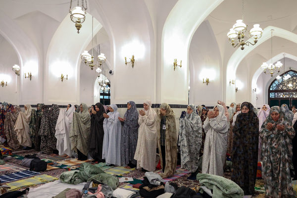 آیین معنوی اعتکاف در حرم مطهر رضوی- ۲