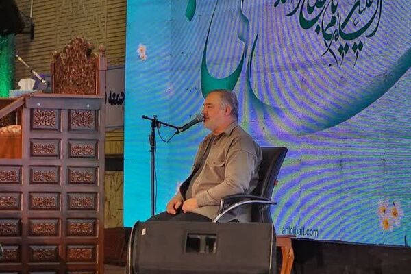 طنین انداز شدن اولین دعای ندبه در مصلی اسلامشهر