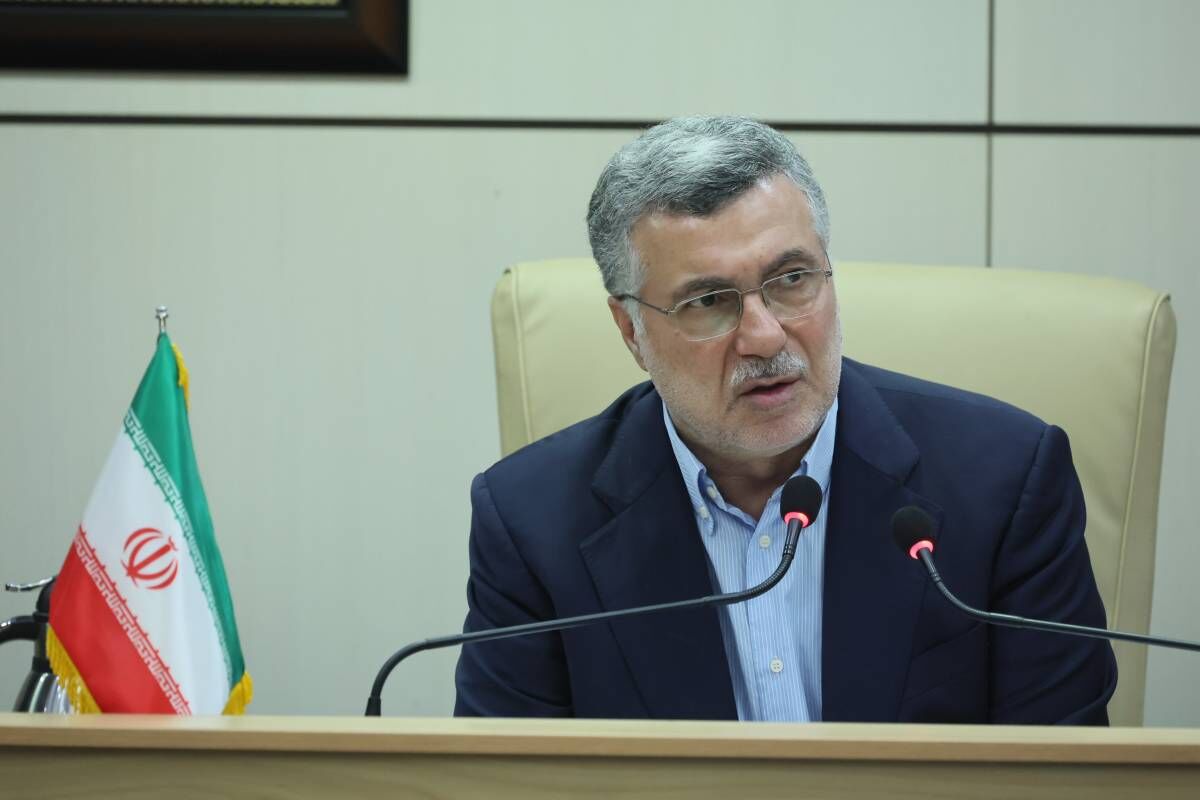 همه برای مستندسازی شجاعت، ایثار، فداکاری و زحمات تیم ملی سلامت به میدان بیایند