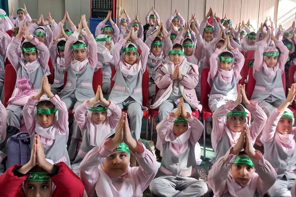 نوای زنگ انقلاب از مدرسه شهید سرافراز اسلامشهر برخاست