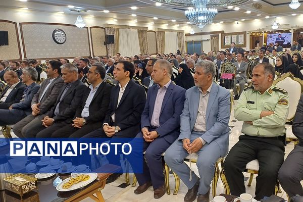 هفدهمین جشنواره مجمع خیرین مدرسه‌ساز شهریار در تالار شباهنگ شهریار 