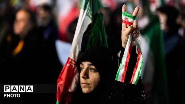 طوفان حضور مردم لرزه بر اندام دشمنان انداخت