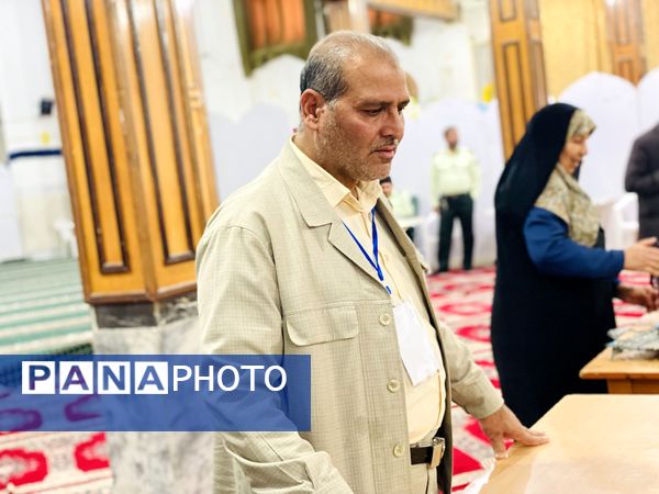 حضور پرشور و آگاهانه فرهنگیان، دانش‌آموزان و آحاد مردم شریف شهرستان مه‌ولات در چهاردهمین دوره انتخابات ریاست جمهوری