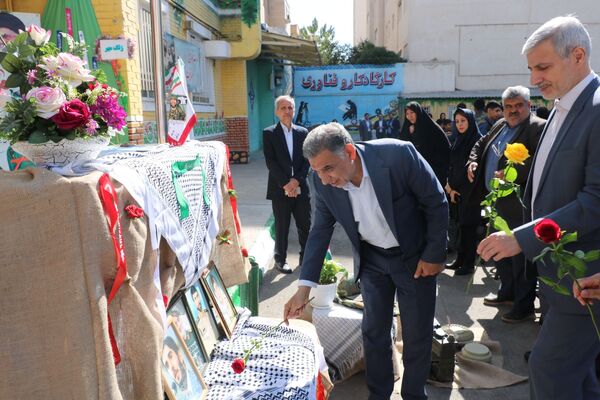 آیین بازگشایی مدارس و نواختن زنگ مهر ایثار و شهادت در ناحیه ۶ مشهد 