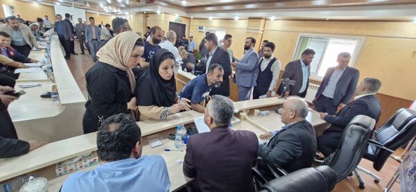 ملاقات مردمی استاندار مازندران با شهروندان محمودآباد