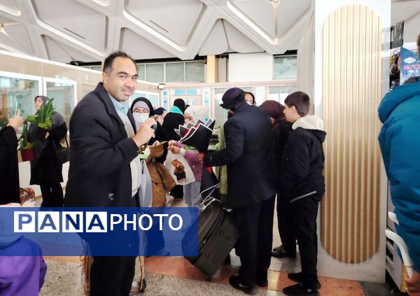 بازگشت کاروان‌های دانش‌آموزی حج عمره از ۶ استان کشور از ایستگا ه پروازی مشهد