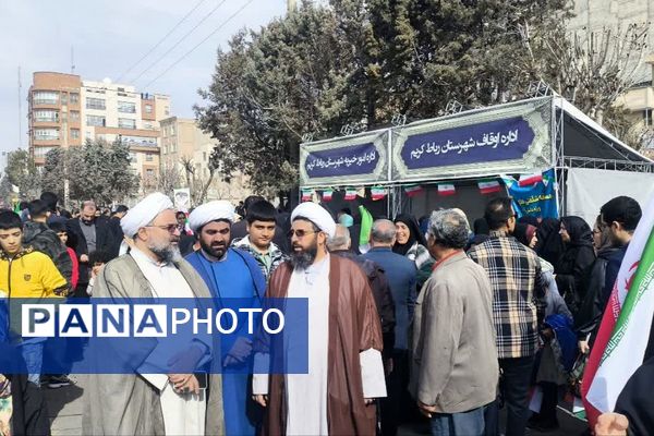 بازدید امام جمعه شهرستان رباط‌کریم و رئیس‌اداره‌ امورخیریه از موکب رباط کریم