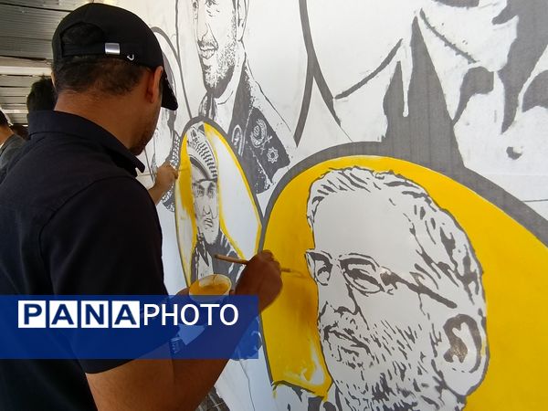 نمایشگاه نقاشی حماسه حسینی در اداره آموزش و پرورش ناحیه ۷ مشهد مقدس