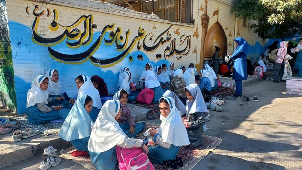 شادی و نشاط در روز جهانی کودک در دبستان لطیفه 