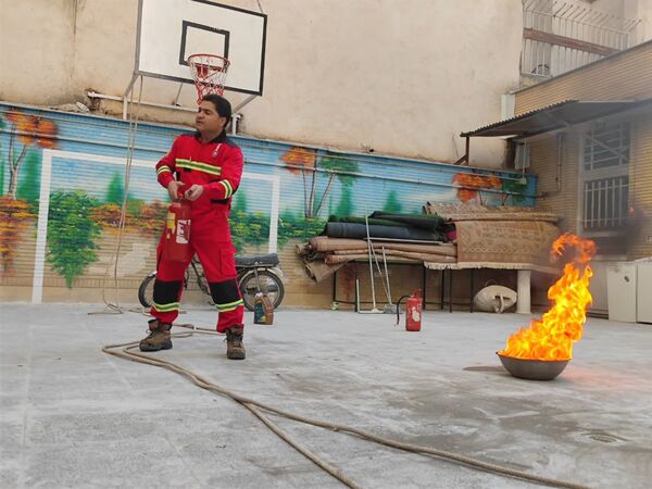 آتش‌نشان نماد عشق و جوانمردی