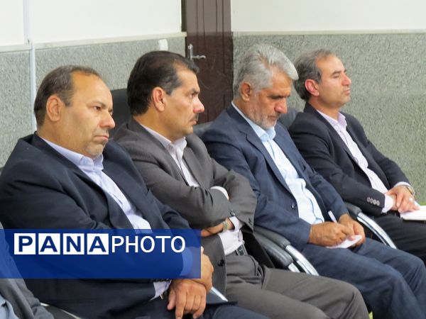 دیدار مدیرکل آموزش و پرورش و جمعی از همکاران با نماینده‌ ولی فقیه در استان خراسان شمالی