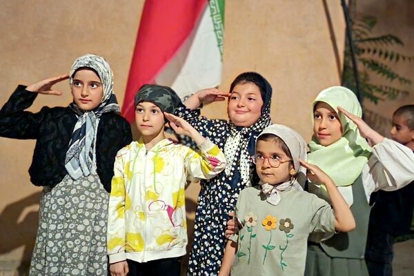 دهه نودی هایی در دل بلوار فضل نیشابور