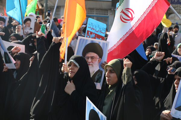 جلوه‌های حضور نوجوانان در راهپیمایی شکرانه پیروزی غزه