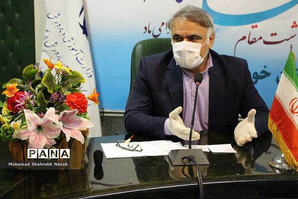 نشست کارگروه ستادطرح ساماندهی و نظارت بر تهیه و توزیع لباس فرم دانش آموزان