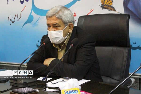 نشست کارگروه ستادطرح ساماندهی و نظارت بر تهیه و توزیع لباس فرم دانش آموزان