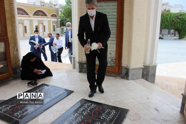 تجدید پیمان معاون جدید پرورشی و فرهنگی آموزش و پرورش استان بوشهر با آرمان های شهدا