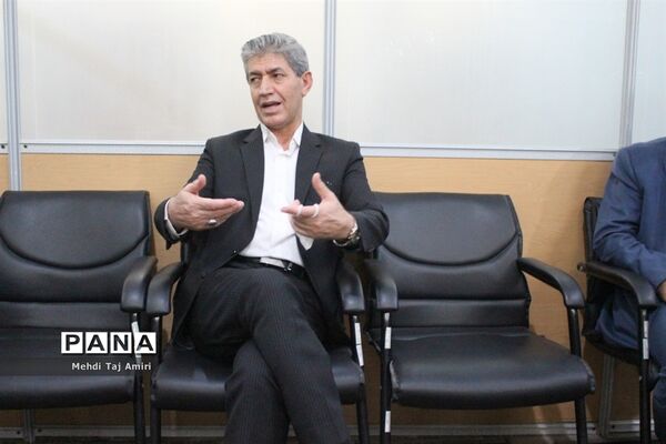 دیدار معاون جدید پرورشی و فرهنگی آموزش و پرورش استان بوشهر با مدیر و کارکنان سازمان دانش‌آموزی استان بوشهر