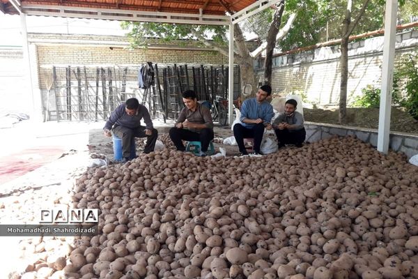 رزمایش همدلی فرهنگیان، اولیا و خیرین ناحیه یک مشهد