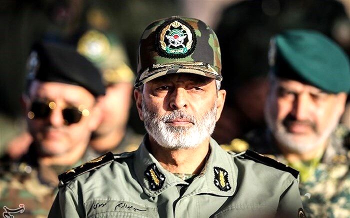 پیام فرمانده کل ارتش به مناسبت شهادت تعدادی از دریادلان نیروی ارتش