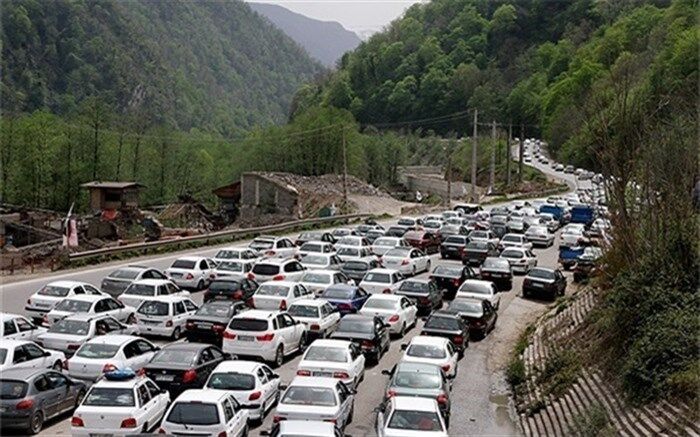 جاده‌های بیش از ۵ استان بارانی است