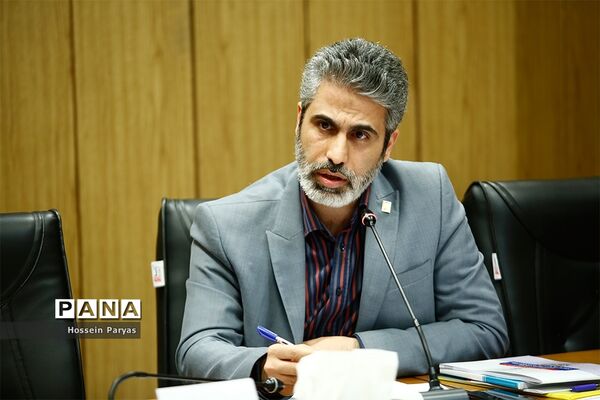 نشست هیات امنای سازمان دانش‌آموزی با حضور وزیر آموزش و پرورش