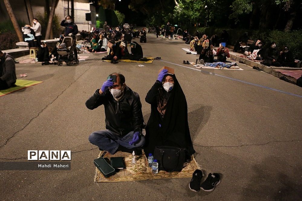 احیا شب نوزدهم ماه رمضان در دانشگاه تهران