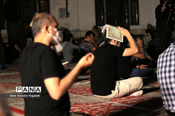 مراسم احیای شب نوزدهم ماه رمضان در مصلی بزرگ کیش