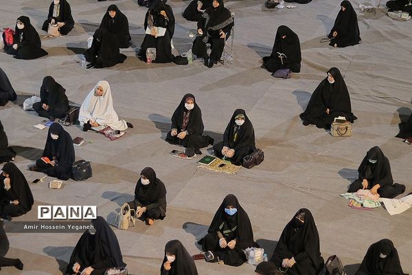 مراسم احیای شب نوزدهم ماه رمضان در مصلی بزرگ کیش