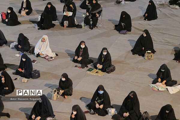مراسم احیای شب نوزدهم ماه رمضان در مصلی بزرگ کیش