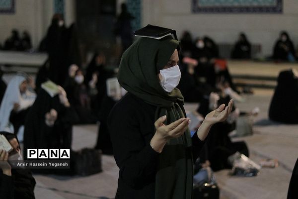 مراسم احیای شب نوزدهم ماه رمضان در مصلی بزرگ کیش