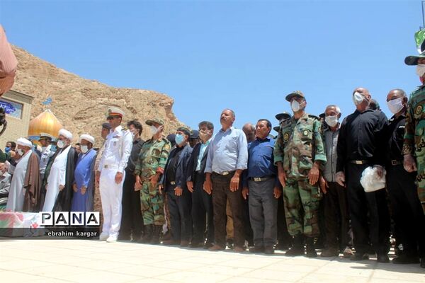 تشییع ناوبان یکم شهید اسماعیل پور خسرو از شهدای ناو کُنارک در شهرستان داراب -2