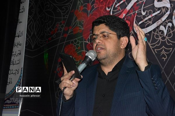 مراسم عزاداری شب بیست و یکم ماه مبارک رمضان در مسجد امام حسین (ع) در بیرجند