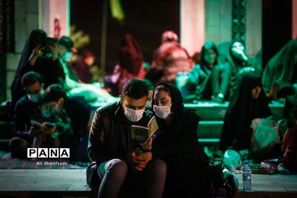 احیای شب بیست و یکم ماه رمضان در مقبره الشهدای چیتگر