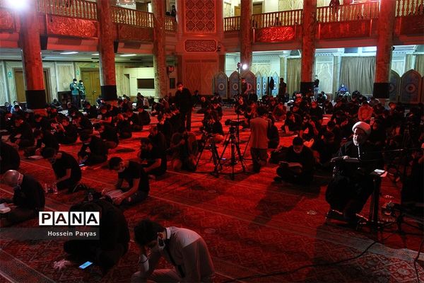 احیای شب بیست و یکم ماه رمضان در تهران