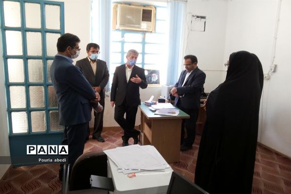 بازدید معاون پرورشی و فرهنگی اداره‌کل آموزش و پرورش استان بوشهر از مرکز مشاوره مهر دانش آموزی شهرستان بوشهر