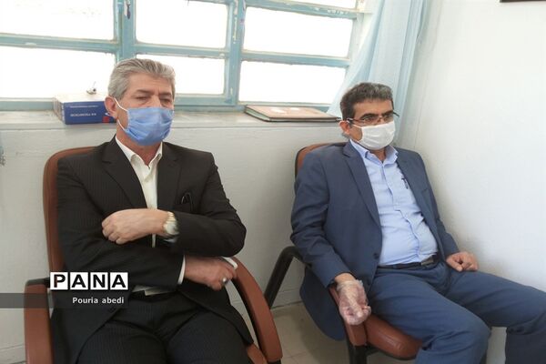 بازدید معاون پرورشی و فرهنگی اداره‌کل آموزش و پرورش استان بوشهر از مرکز مشاوره مهر دانش آموزی شهرستان بوشهر