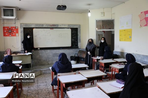 بازگشایی مدارس مشهد و حضور دانش‌آموزان جهت رفع اشکال