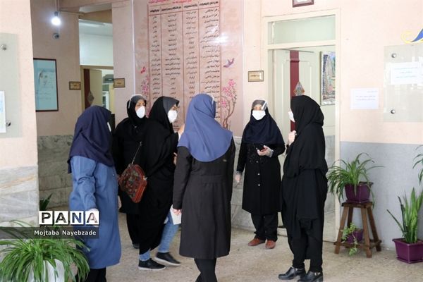 بازگشایی مدارس مشهد و حضور دانش‌آموزان جهت رفع اشکال