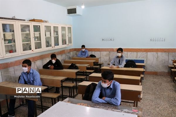 بازگشایی مدارس مشهد و حضور دانش‌آموزان جهت رفع اشکال