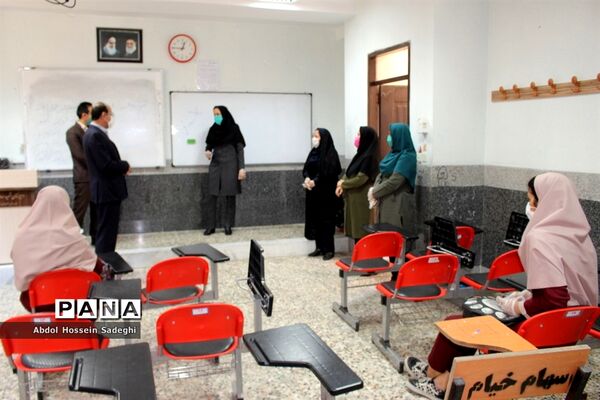 بازدید مدیرکل آموزش و پرورش استان بوشهر از بازگشایی دبیرستان شهیده سهام خیام بوشهر
