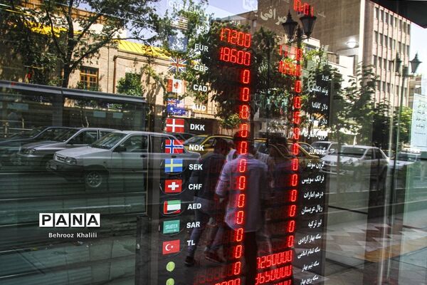 قیمت ناپایدار سکه و ارز در بازار آزاد