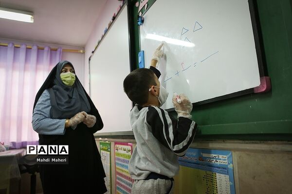 بازگشایی موقت  مدارس پس از شیوع کرونا