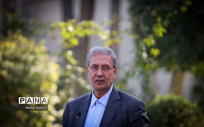 ربیعی: فرزندان ازدواج زنان ایرانی با مردان خارجی می‌توانند تابعیت ایران دریافت کنند
