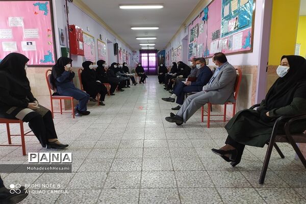 بازگشایی محدود مدارس با رعایت پروتکل‌های بهداشتی