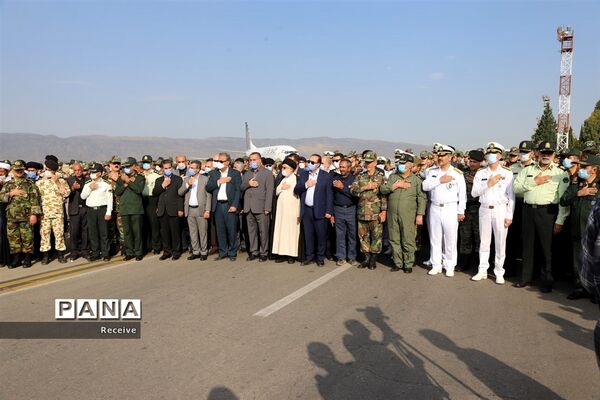 استقبال از شهدای ناوچه کنارک در شیراز