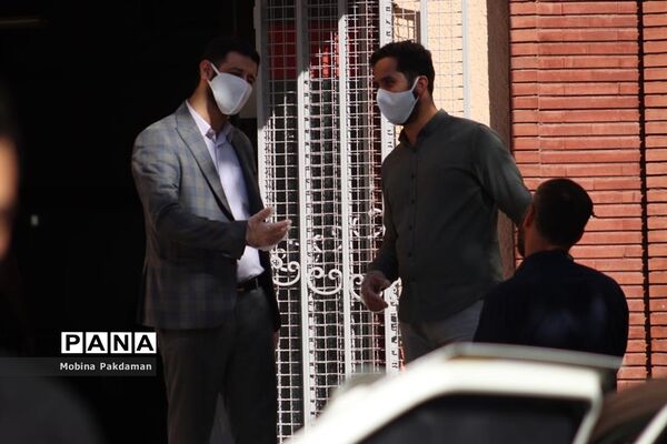 همکاری دانش‌آموزان پیشتاز مازندران در پخش غذا میان نیازمندان