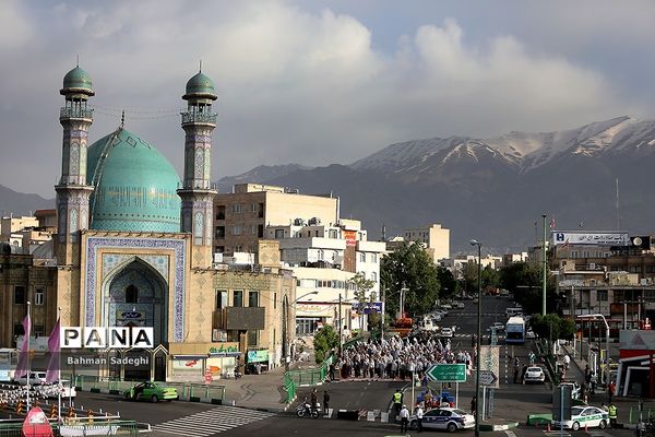 اقامه نماز عید سعید فطر در مسجدالرسول میدان رسالت