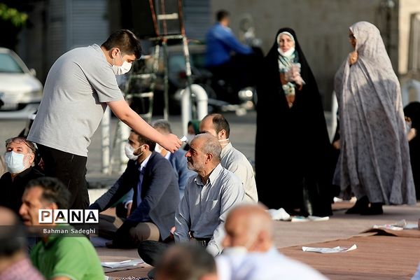 اقامه نماز عید سعید فطر در مسجدالرسول میدان رسالت